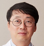 Chang Young Lee